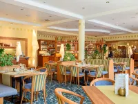 Hotel Partner Hotels near Bielany