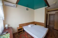 Hotel Absolyut - 2 ดาว