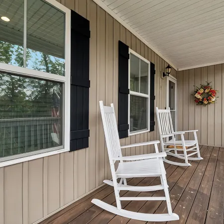 HILLTOP HAVEN~9 Minutes to Dahlonega Square~Wineries~Arcade~Fire Pit