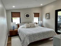 Modern Styled Home in Historic Annapolis Eastport Neighborhood - Bungalows