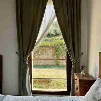 TUSCANY DETACHED HOUSE INCREDIBLE PANORAMA, LARGE GARDEN 5 MIN FROM AREZZO Rooms