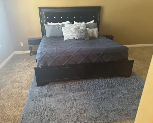 CLEAN, COMFORTABLE 4bedroom house with POOL & JACUZZI,GAMEROOM near Everything! Hotels near Mount Charleston