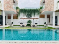 Kampot Hampton Villa - Uima-altaat