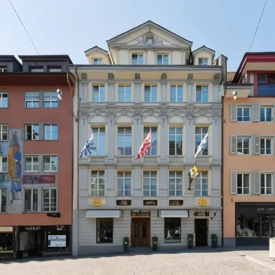 Altstadt Hotel Krone Luzern Hotels near Nationalquai