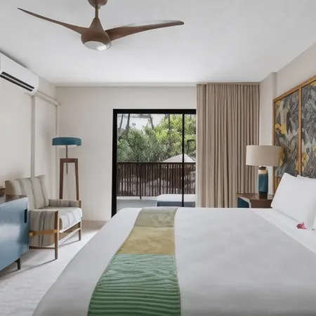 White Sands Hotel