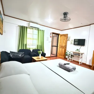 Badladz Staycation Condos Hôtels à proximité de : Cascades de Tamaraw