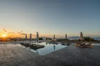Volcanic Arc Suites - parking