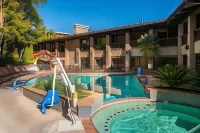 Arroyo Roble Resort at Oak Creek - Resorts