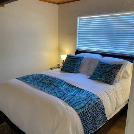 ARCATA cozy 2-bedroom with fireplace, close to downtown and Cal Poly Humboldt