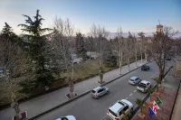 Georgia Gold - parking