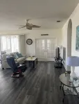 Punta Gorda Home w/ Lanai < 1 Mi to Downtown!