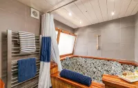 Le Sorelle - House Boats
