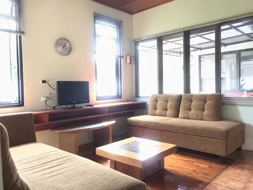 The Osaka House Villa Kota Bunga by Citrus House - 2 stelle