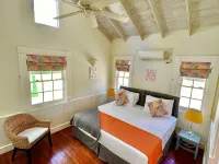Beautiful West Coast villa, shared pool, Inc Fairmont Beachclub access for four. Hotels in Porters