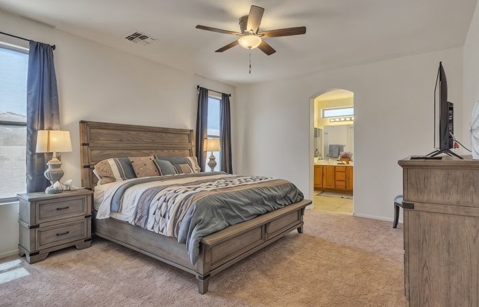 Beautiful Bungalow in Award Winning Resort Style Gated Sun Lakes community