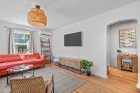 Minutes from oregon wine country and walking distance from George Fox University - 4-Star