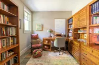 The Poet's House, Luxury and Solitude on 100 acres