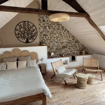 Charming fisherman's cottage on the port Отели в г. Плерен