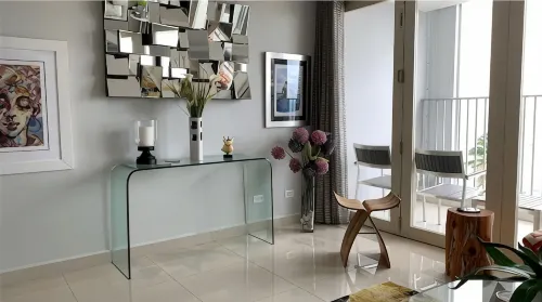 Paradis - Luxurious Apartment with Ocean View and Balcony. -  Ferienwohnungen