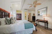 Beachfront Coastal Dream Villa!
