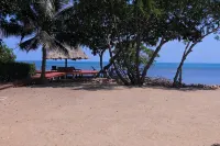 Paradise Found!  Beautiful Private Villa On The Sea in the Village of Placencia! - Villas