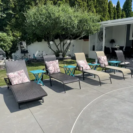 Kozy Retreat with Pool