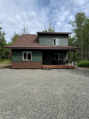 Brand-new Alaskan custom home awaits you in the heart of Hatcher Pass! - Homestays