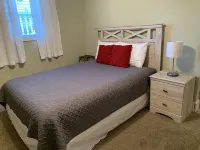 F2, Downtown St. Augustine, POOL, beaches, spacious, free onsite parking! - アパートメント