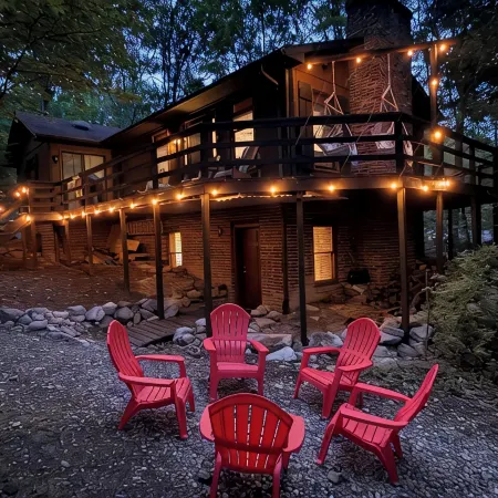 This 2000 sq ft cabin is the perfect retreat!