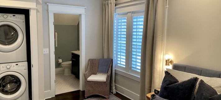 Old Village Retreat-Shem Creek-Downtown CHS-Beach Hotels in Mount Pleasant