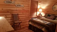 Beautiful cabin style home backing up on the White River!