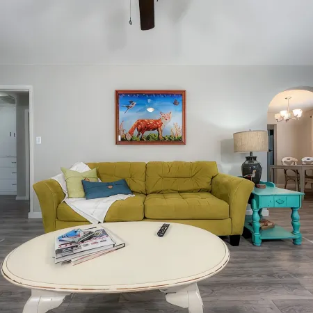 The Fox Den, Pet Friendly, Broadband WiFi, Great Location