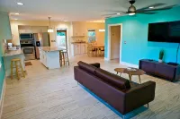 1st Street Cedar Beach House Retreat - 4 stjerner