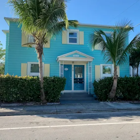 Unit #1 - 2 blocks to Downtown Lake Worth Beach