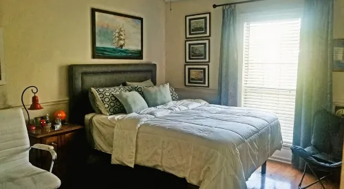 COZY WATERFRONT COTTAGE WITH BEAUTIFUL VIEWS-PET-FRIENDLY - 3-Star