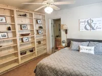 Hibernation Station Peaceful Cabin Retreat - Fireplace, Hiking, Blue Lake Spring - Pools