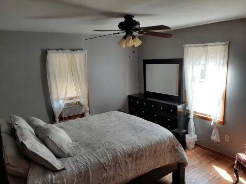 Secluded 2 bedroom home close to Hermann - Wifi