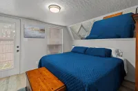 Luxury A Frame at Table Rock Lake! Sleeps 8! - Chalets