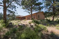 Perfect Mountain Home II with HOT TUB overlooking Mary's Lake/Near RMNP entrance - Gym