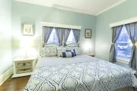 Bradley Cottage in the heart of "Mayberry" - 3-Star