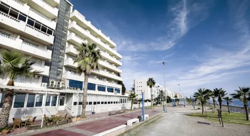 Fay Victoria Beach - Beach