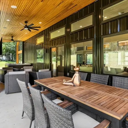 Welcome to The Yellowpine Retreat – Your Luxury Lakefront Retreat Lake Texoma