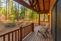 Alpine Woods cabin close to trails, ski in/out - 4 tähden