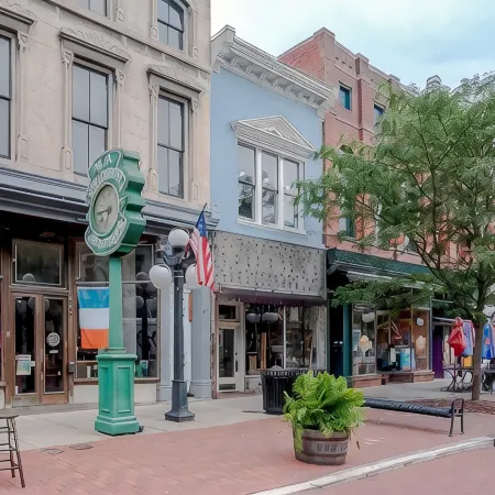 The Selbert - In the Heart of The Bourbon Trail!