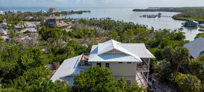Solitude North Captiva, Carts, Dock, Private Pool, Club, Sleeps 12 Hotels in Captiva