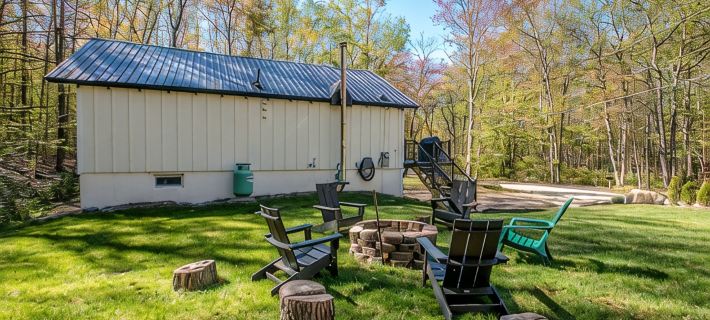 East Branch Chalet Hotels in Bartlett
