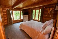 Direct Access to Trail 5, Sleeps 12, Private Lake and Trails! - 4-Star