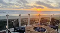Seascape Villa - Oceanfront panoramic view - Hot tub - 4-Star