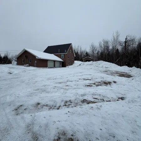 Back Lake Views! Sleeps 12, Flat Rate, Direct Atv & Private Snowmobile Access!