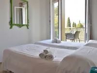 North House with Pool and Lake View - con vista montagne